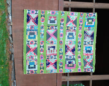 Load image into Gallery viewer, Hugs & Kisses No. 9 - An Urban Folk Pattern from Blue Nickel Studios - PDF Download